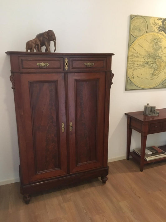 Ontdek de charme van antieke Jugendstil meubelen