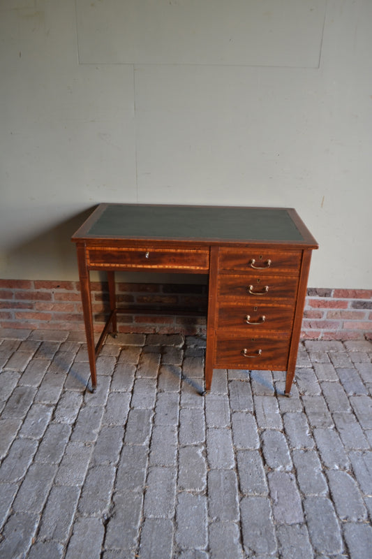Antiek mahonie houten damesbureau.