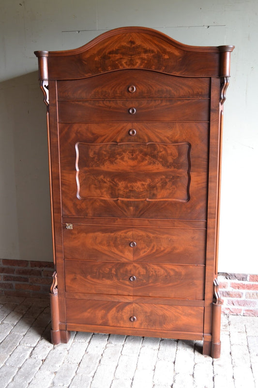 antieke kasten, antieke eendeurs kast, den ouden steegh, antieke secretaire kast, antieke kledingkast, antieke linnenkast, antieke woonkamerkast, antieke 1-deurs kast