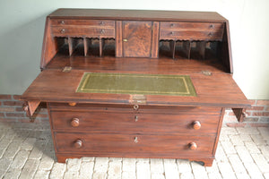 antieke kasten, antieke secretaire, den ouden steegh, antieke bureaus, antieke secretaire, Den OUden Steegh,, antiek bureau, antiek buro, antieke schrijftafel, antieke secretaire, antieke schrijftafel, antieke ladekast, antieke ladenkast.