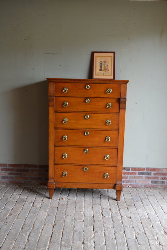 Antieke eiken houten Empire chiffoniere.