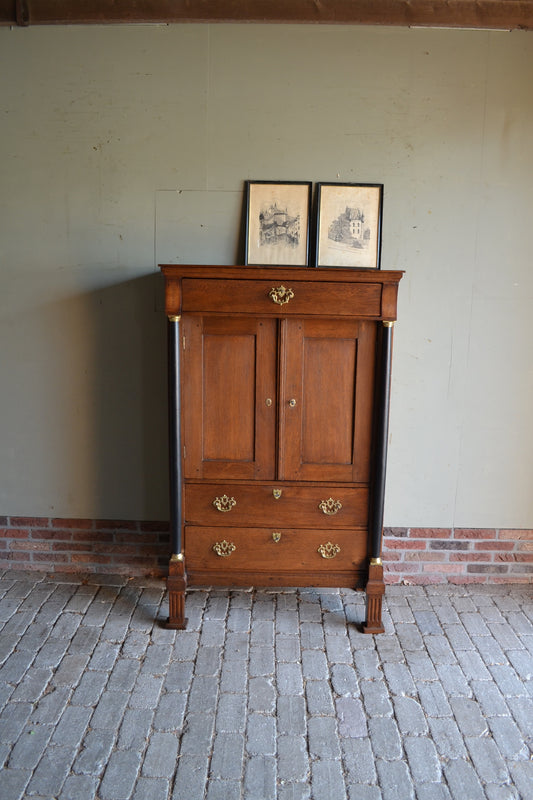 Antiek eiken houten Empire luierkabinet